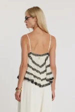Top pizzo con fiocchetti - immagine 2